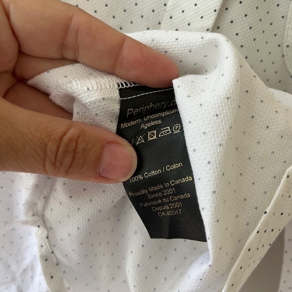 PERIPHERY Black Dotted Over White Sleeve Blouse High Low Hem Button Up Size 10 - Picture 9 of 9